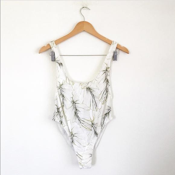 Free People Tops - Free People tropical printed bodysuit
